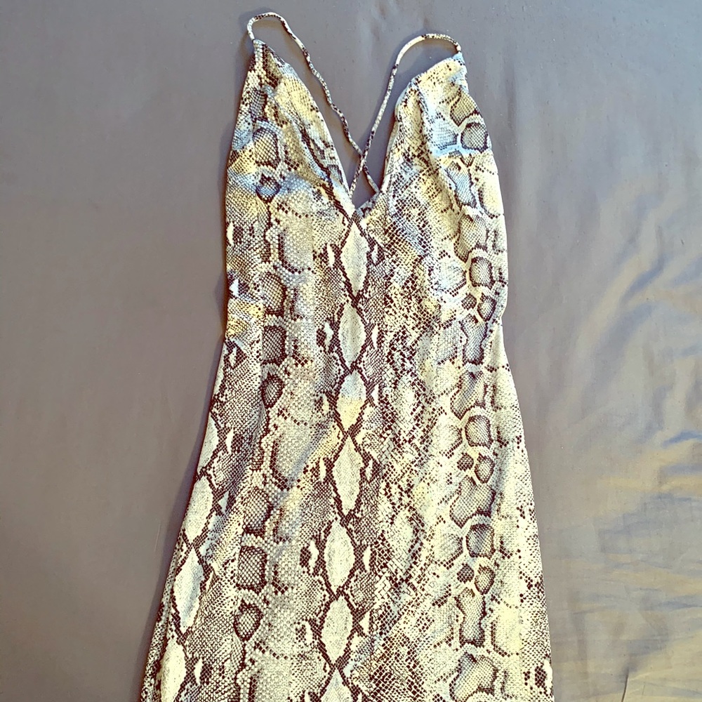 Snakeskin bodycon dress